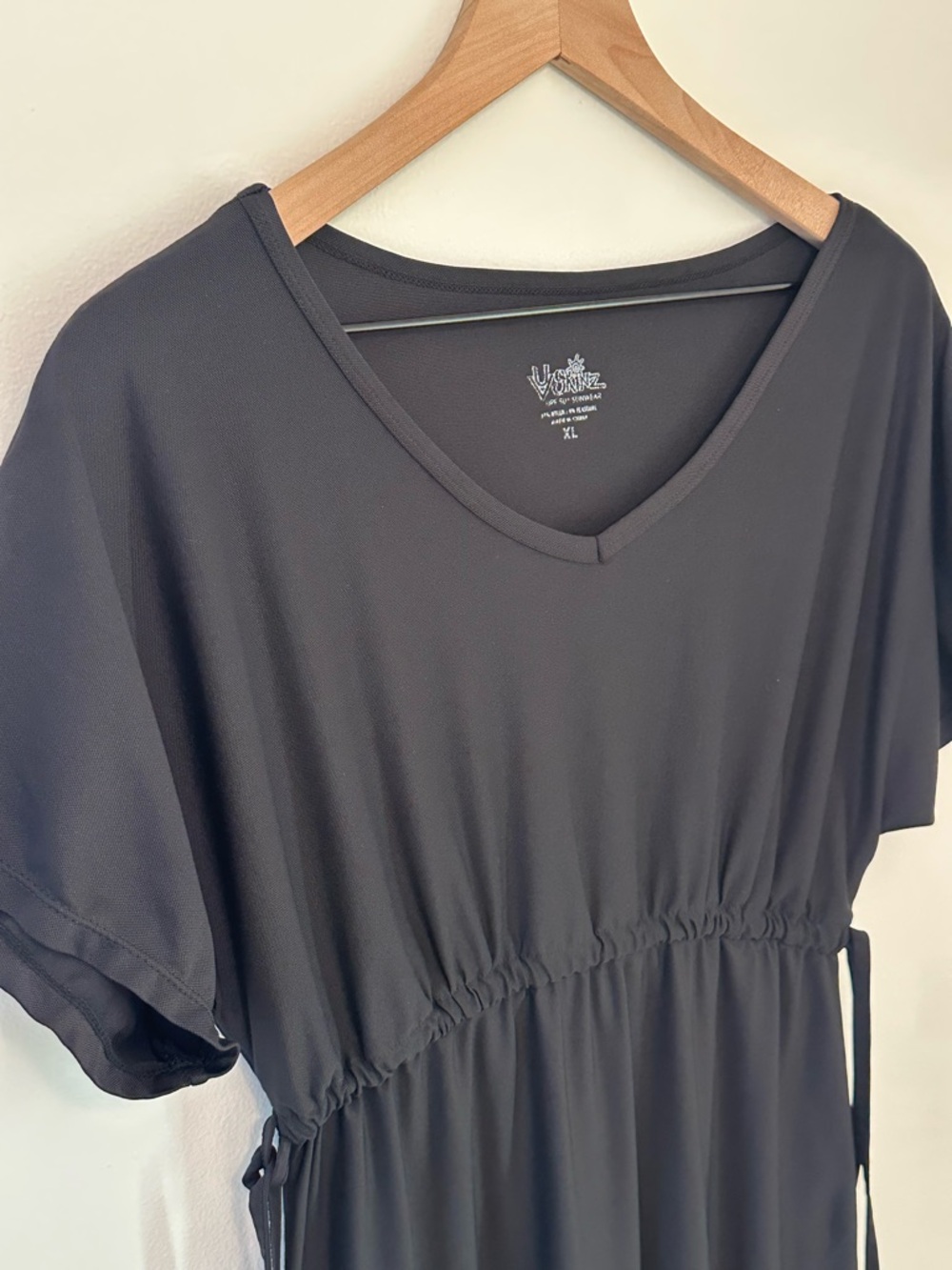UV Skinz Women's UPF 50+ Maxi Cover-Up Flattering Swim Friendly- Black XL - Picture 2 of 3
